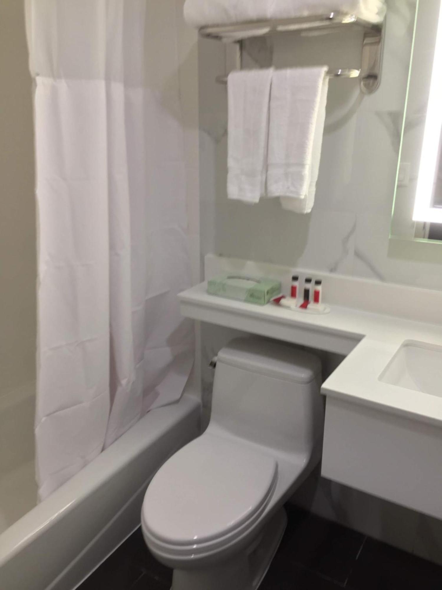 Voyage Hotel New York Luaran gambar